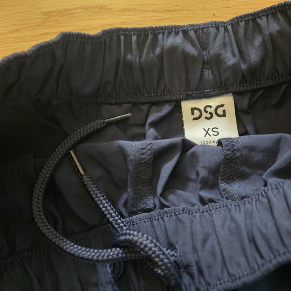 DSG Navy Blue Sports Shorts With Pockets XS - Picture 4 of 5